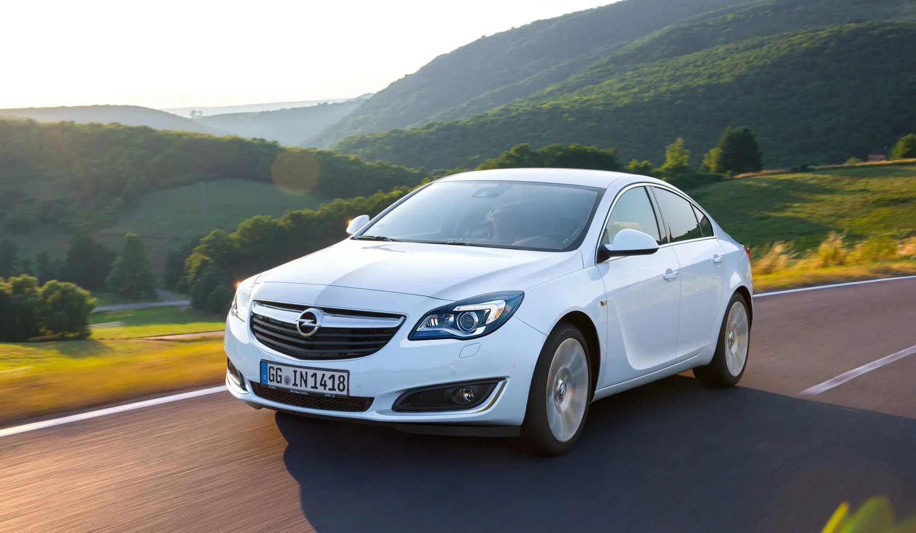 Opel_Insignia_1_generation_restyling__Sedan__10.jpg