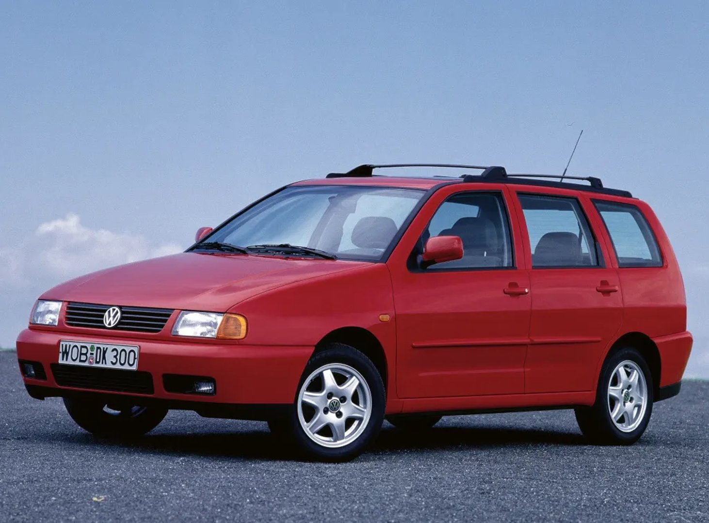Volkswagen_Polo_3_generation__Estate_5-door__4.jpg
