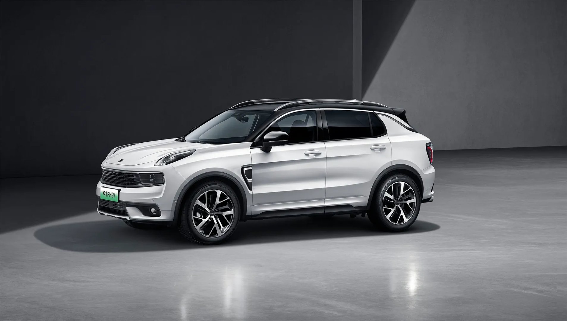 lynkco_01_1_generation__SUV_5-doors__6.jpg