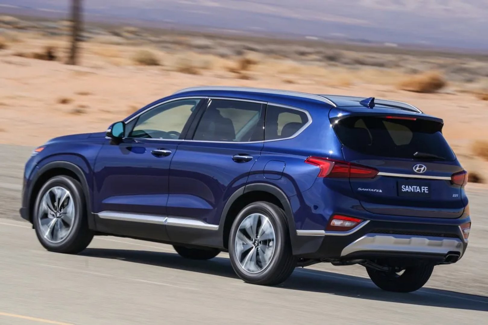 Hyundai_Santa_Fe_4_generation__SUV_5-doors__7.jpg