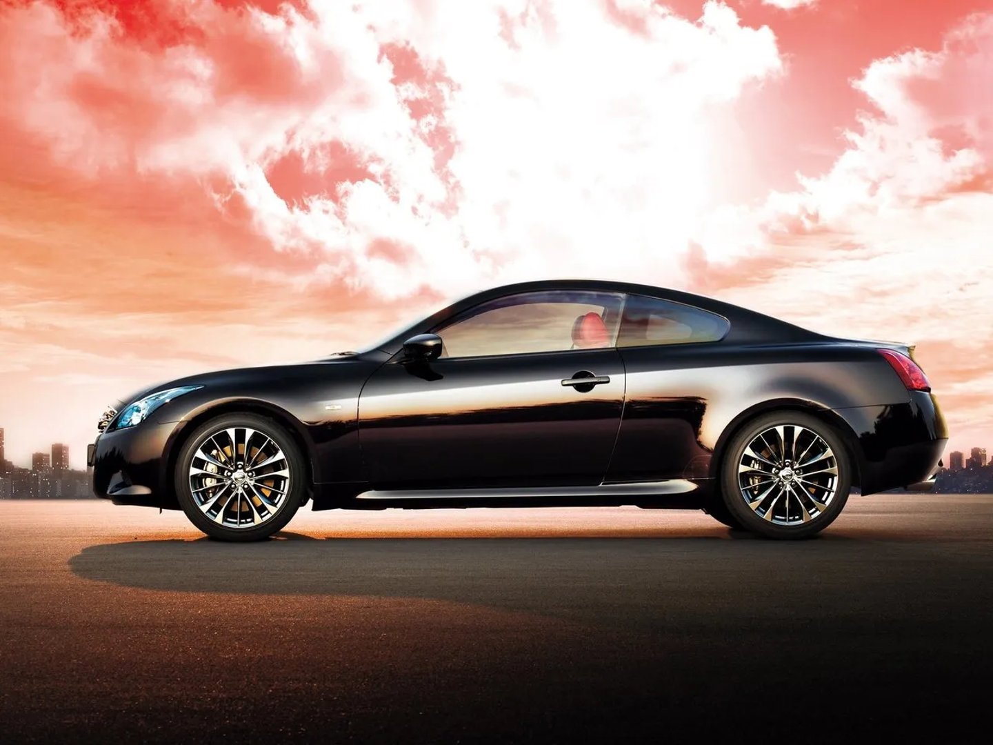 Nissan_Skyline_12_generation_restyling__Coupe__2.jpg