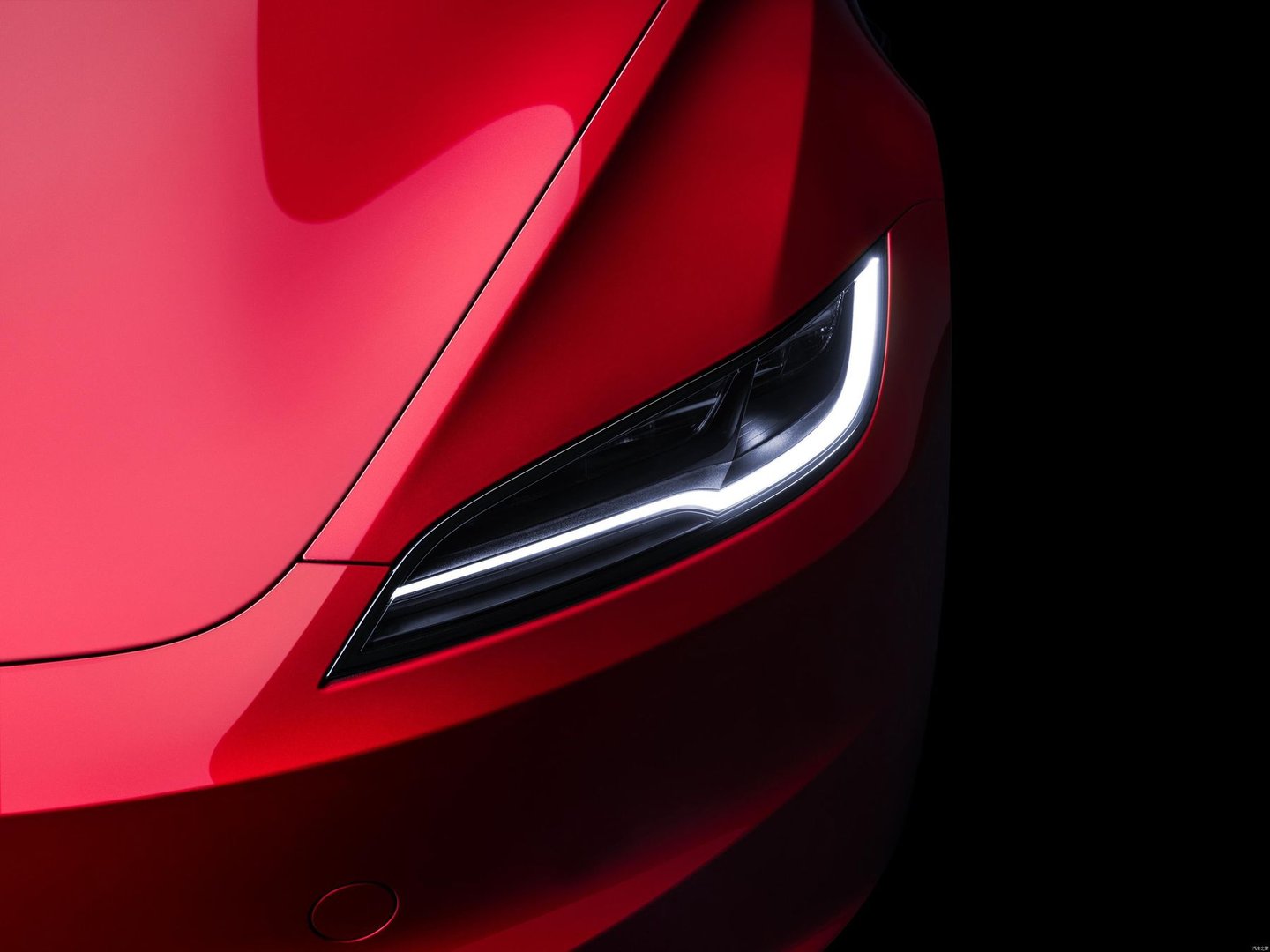tesla_Model_3_1_generation_restyling_1__Sedan__8.jpg