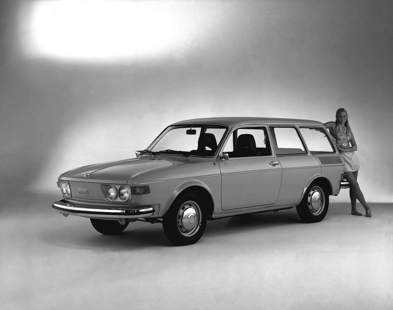 Volkswagen_Type_4_2_generation__Estate_3-door__1.jpg