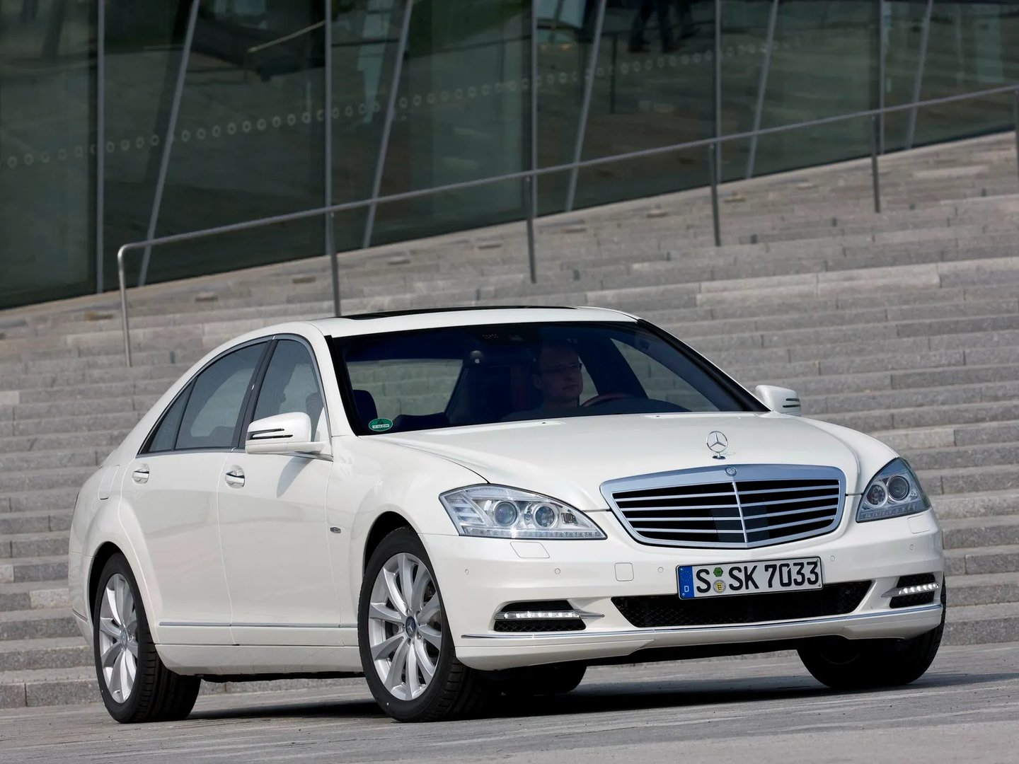 W221  Sedan