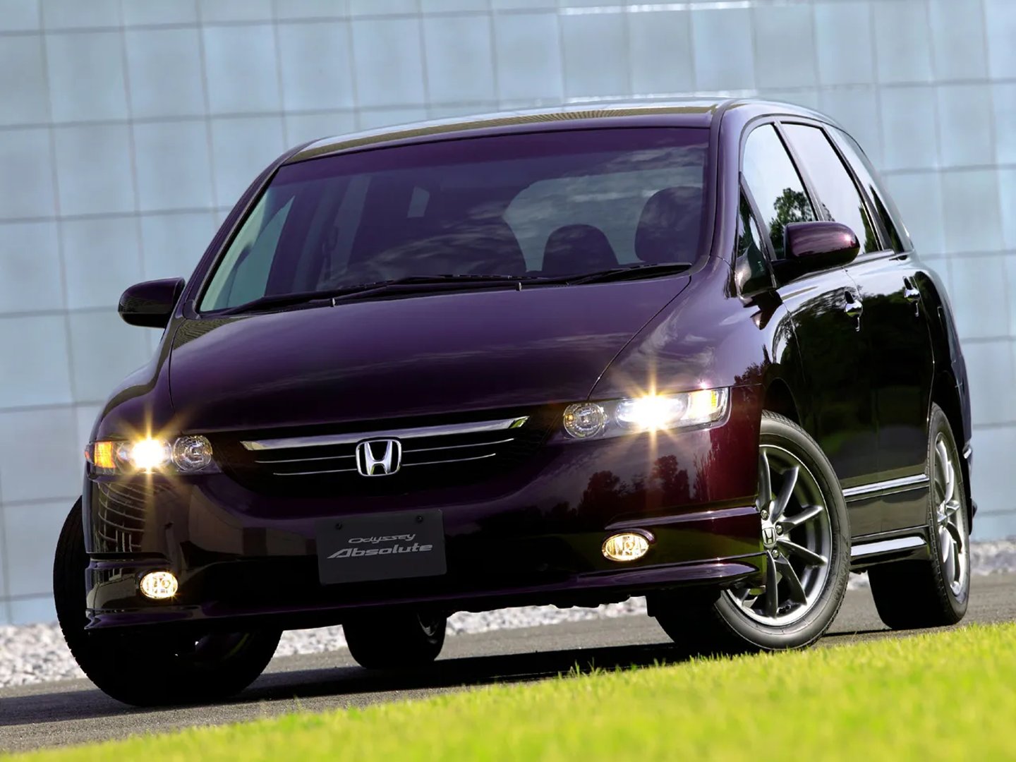 Honda_Odyssey_3_generation__Minivan__6.jpg