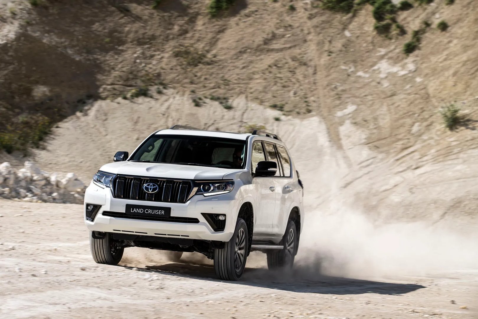 Toyota_Land_Cruiser_4_generation_restyling_3__SUV_5-doors__8.jpg