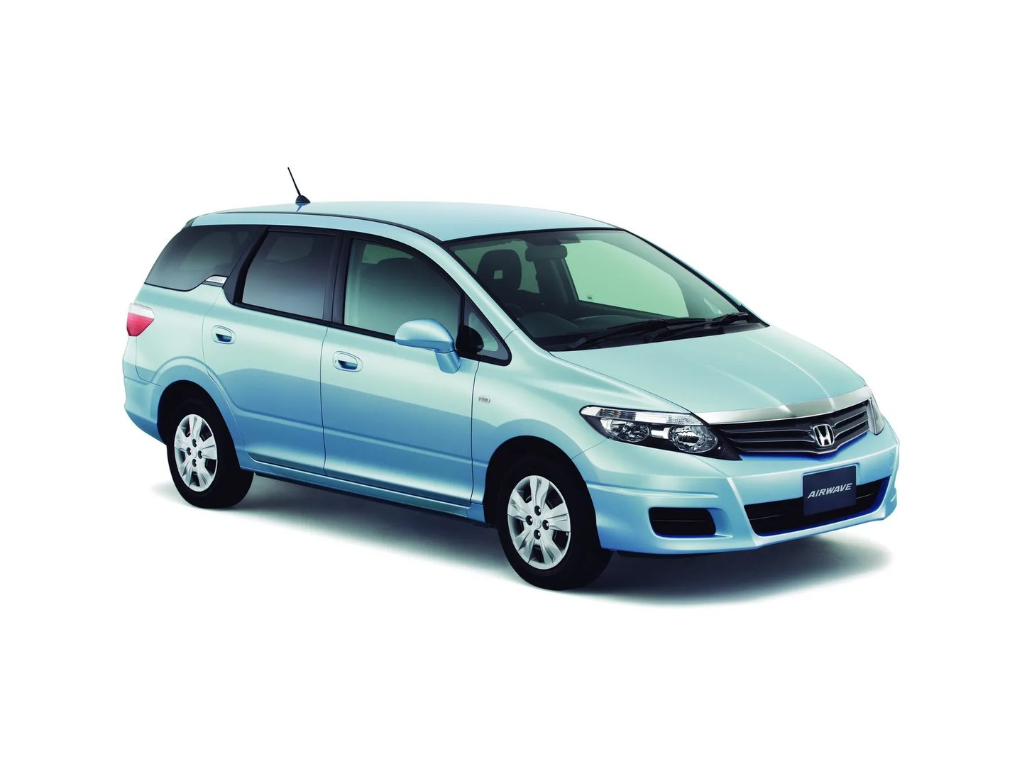 Honda_Airwave_1_generation_restyling__Estate_5-door__4.jpg