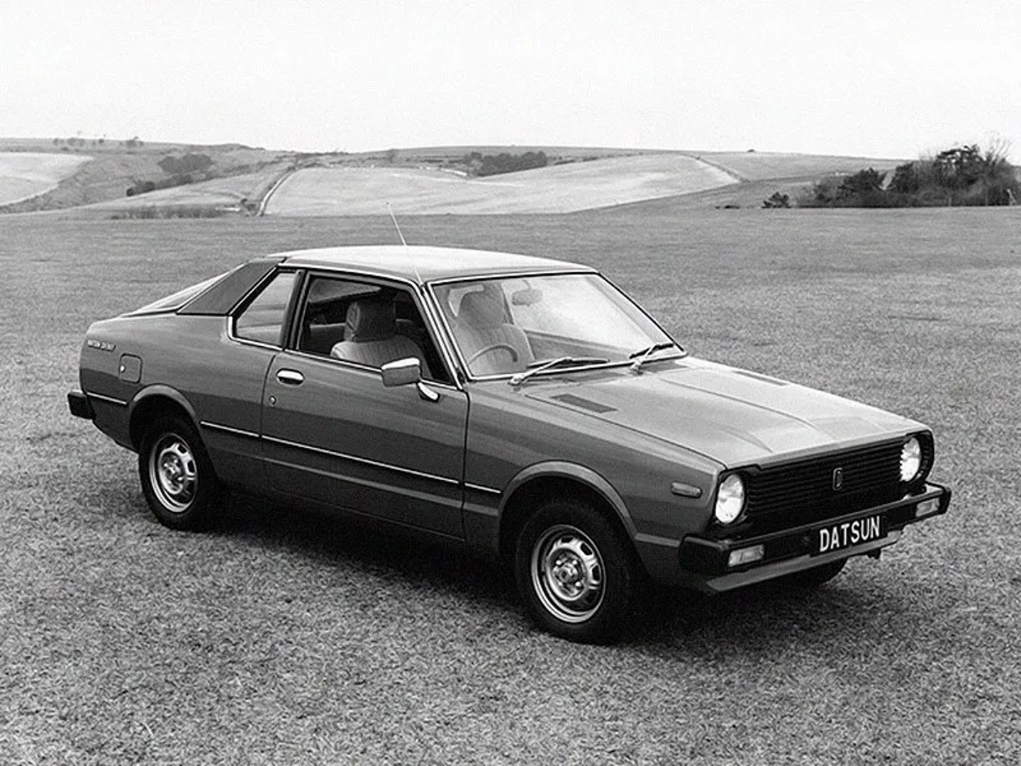 Nissan_Cherry_3_generation__Coupe__4.jpg
