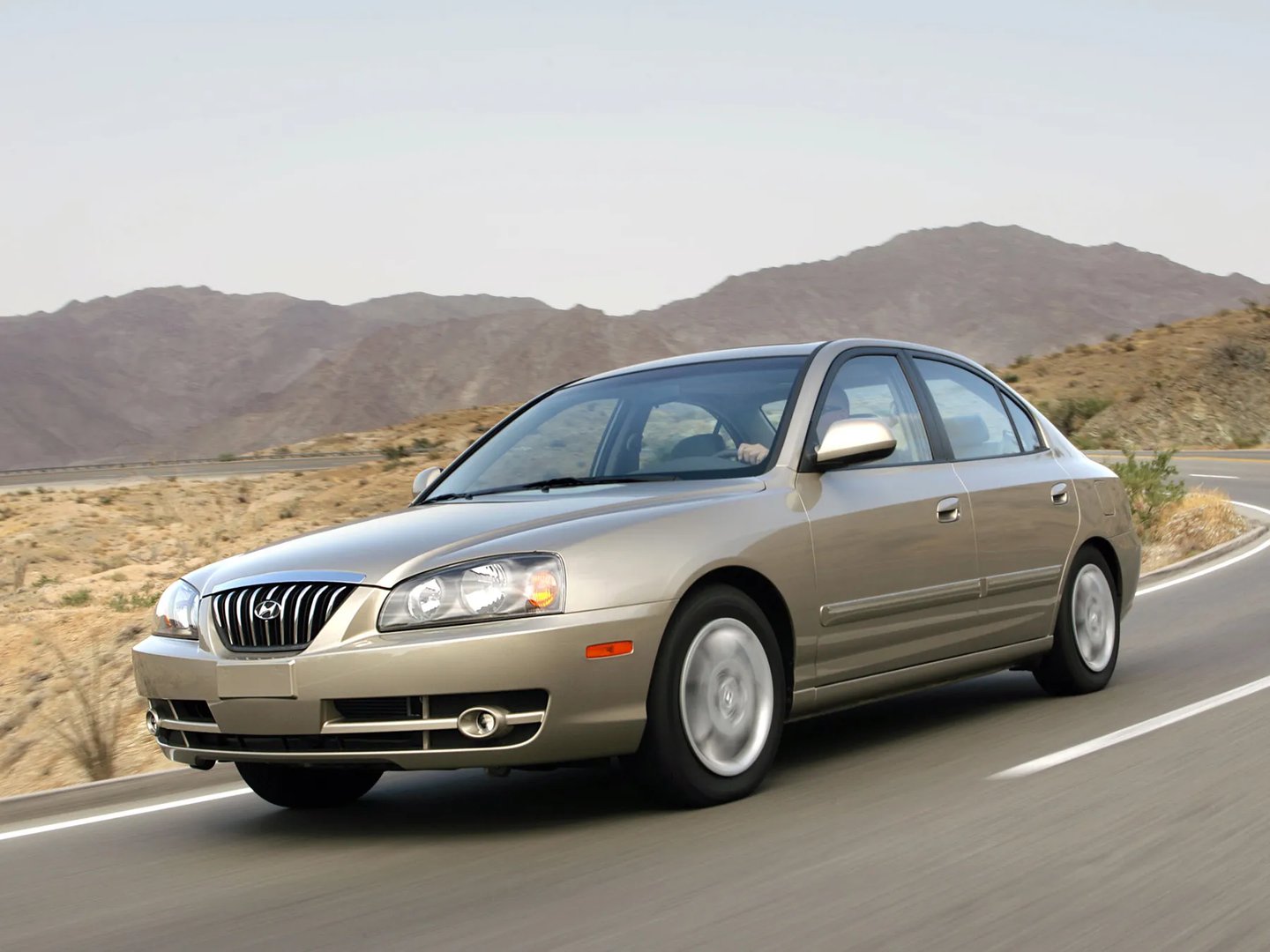 Hyundai_Elantra_3_generation_restyling__Sedan__8.jpg
