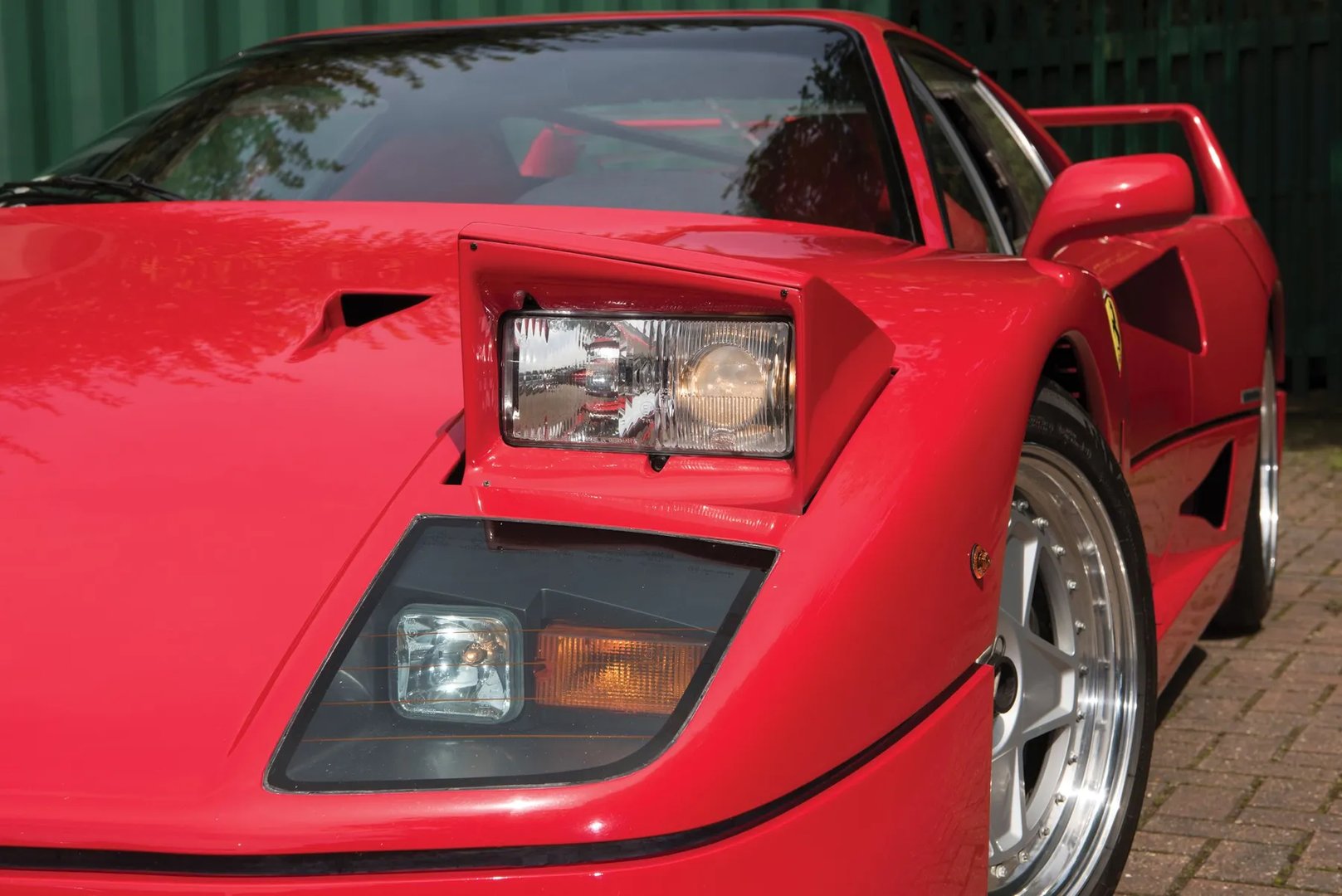Ferrari_F40_1_generation__Coupe__13.jpg