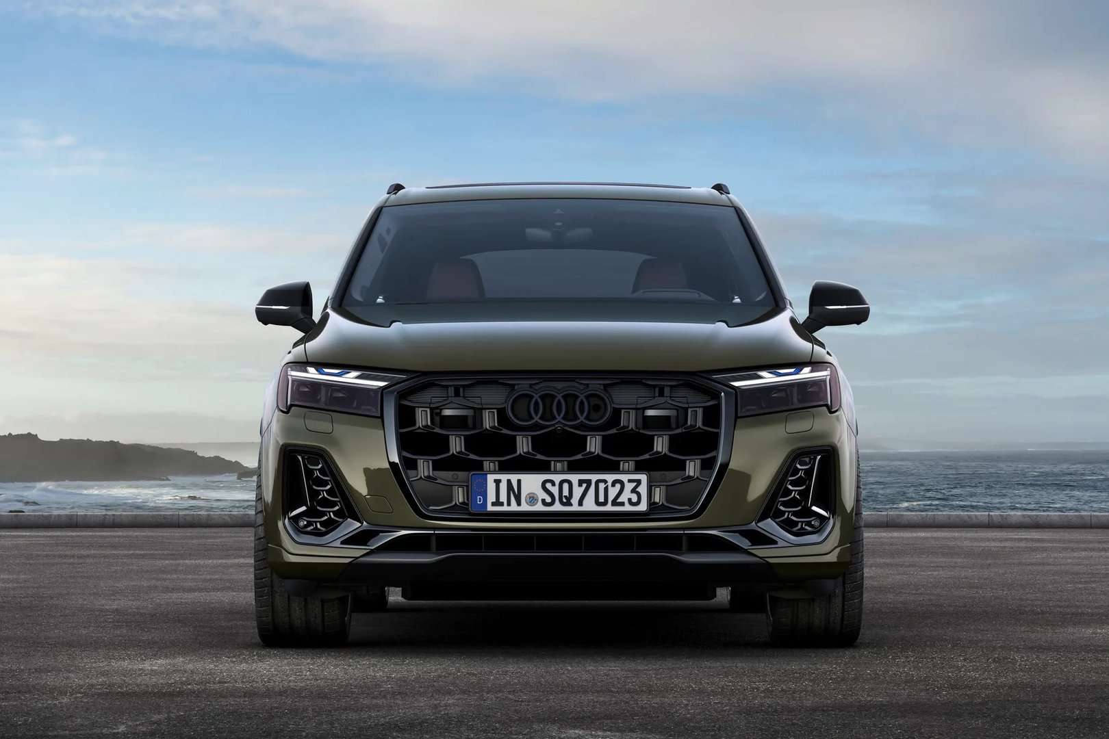 audi_SQ7_1_generation_restyling_2__SUV_5-doors__6.jpg