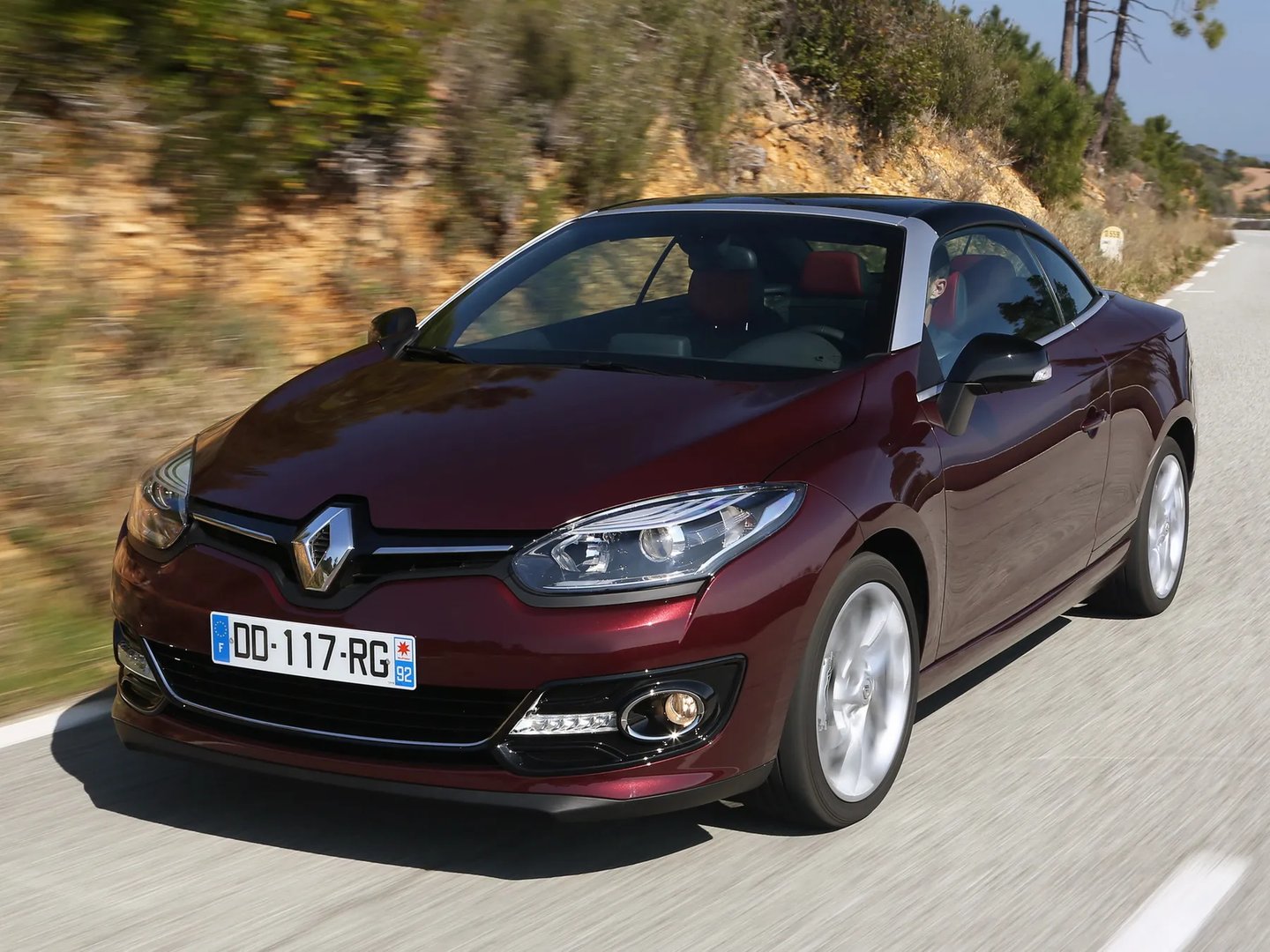 Renault_Megane_3_generation_restyling_2__Cabrio__10.jpg