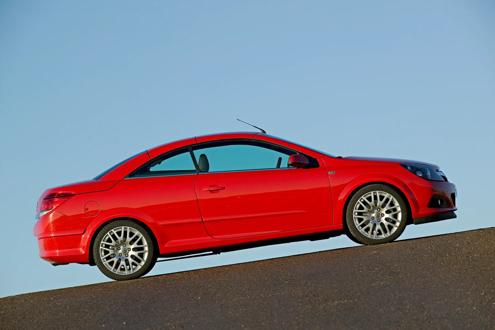Opel_Astra_3_generation_restyling__Cabrio__9.jpg