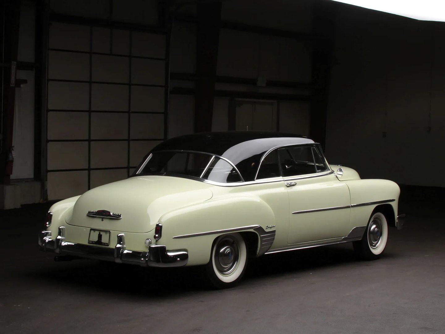 Chevrolet_Deluxe_1_generation__Coupe__1.jpg