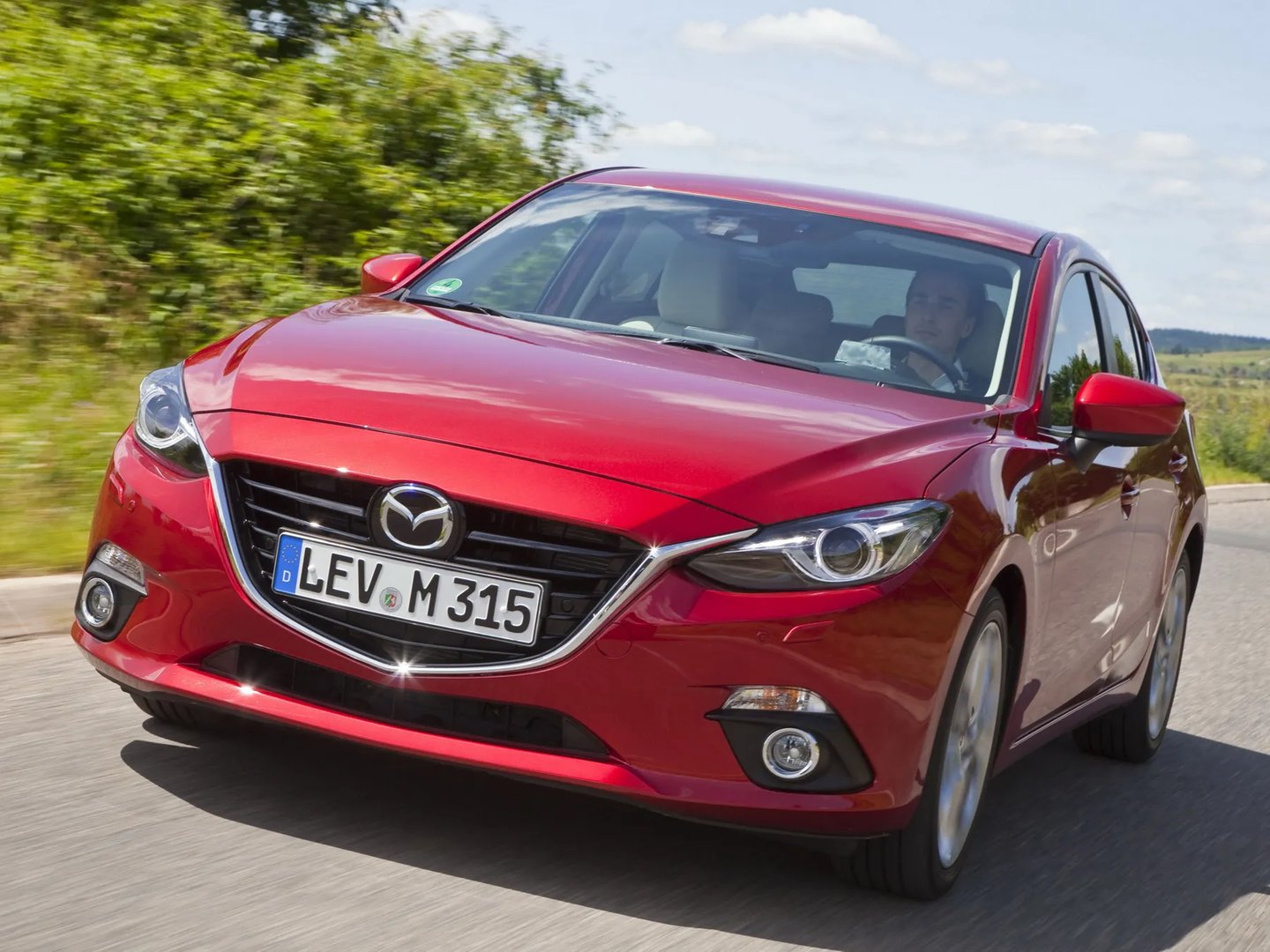 Mazda_3_3_generation__Hatchback_5-door__10.jpg