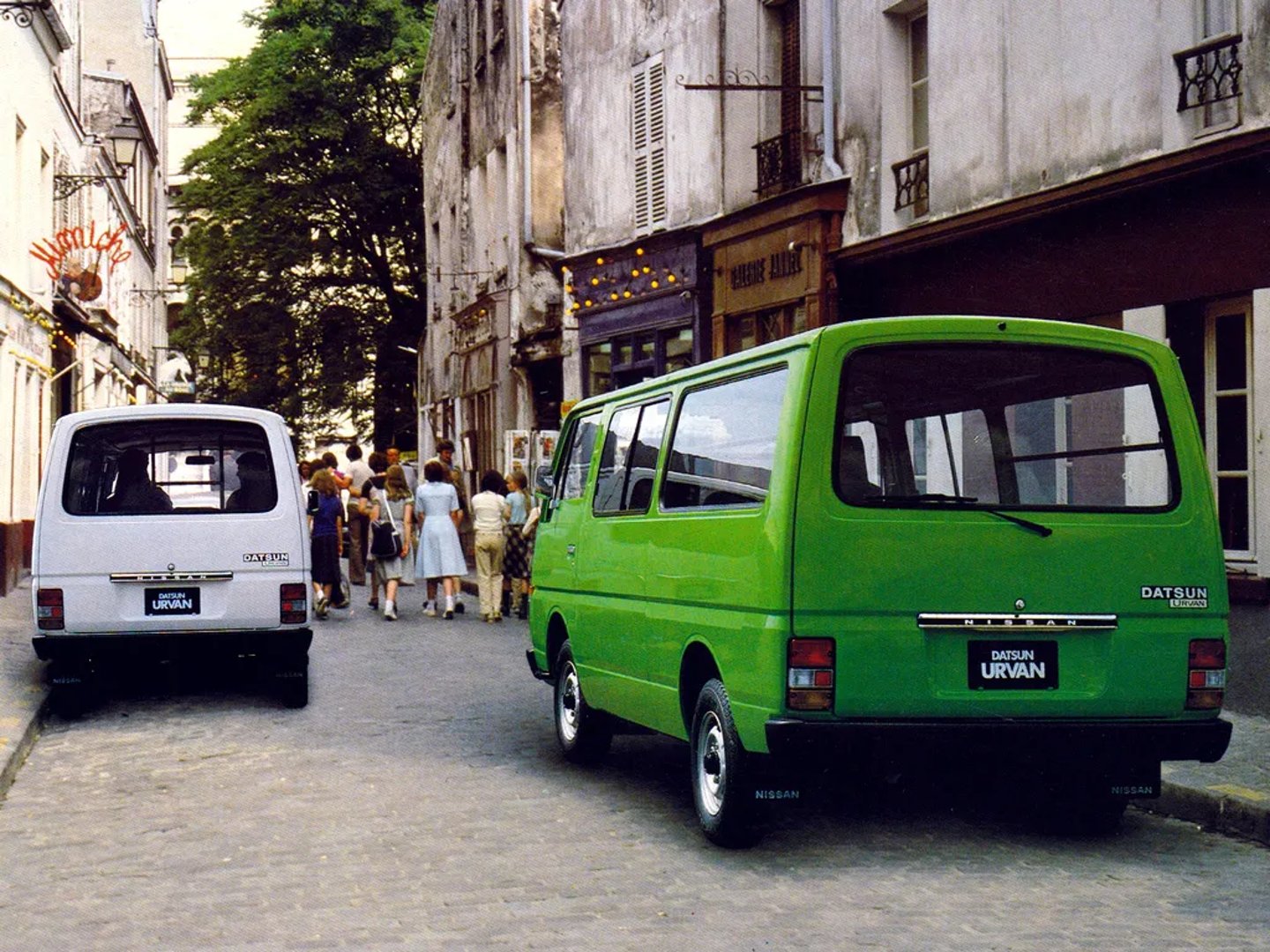 Datsun_Urvan_1_generation__Minivan__1.jpg