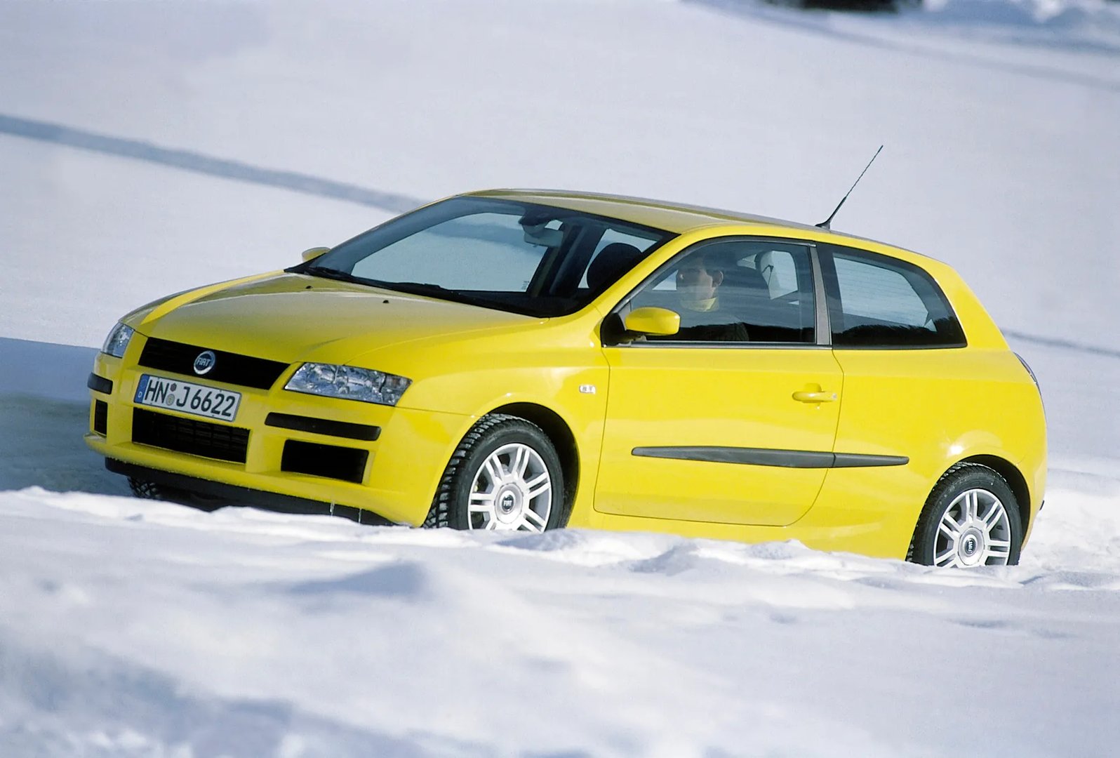 Fiat_Stilo_1_generation__Hatchback_3-door__3.jpg