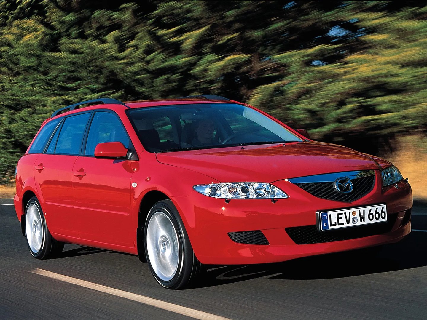 Mazda_6_1_generation__Estate_5-door__6.jpg