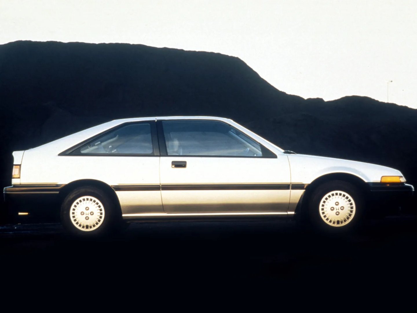 Honda_Accord_(USA)_3_generation__Hatchback_3-door__2.jpg