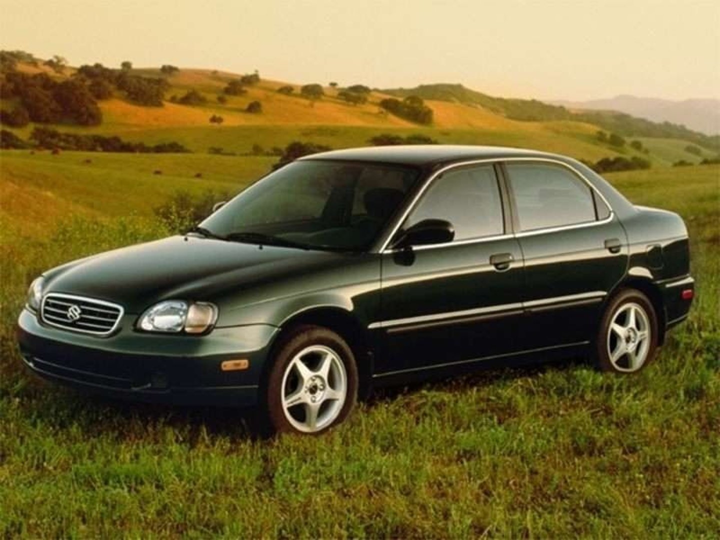 maruti_Esteem_1_generation__Sedan__5.jpg
