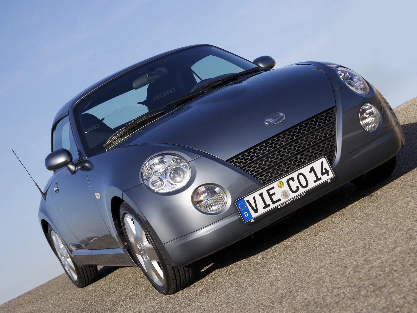 Daihatsu_Copen_1_generation__Roadster__7.jpg