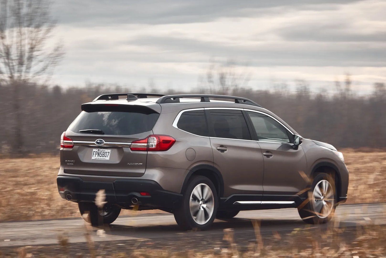 Subaru_Ascent_1_generation__SUV_5-doors__2.jpg