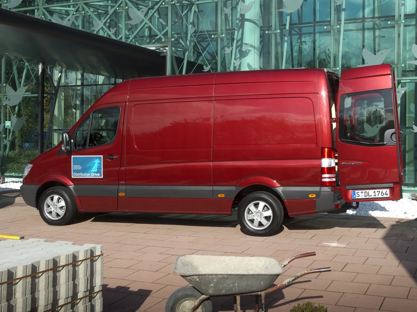 Mercedes_Sprinter_2_generation__Van__11.jpg