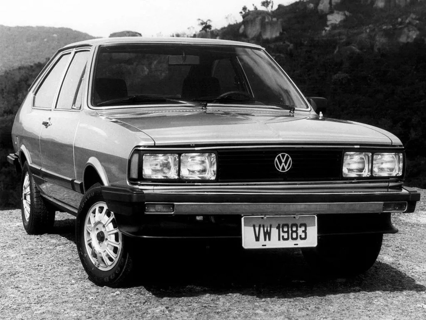 —  Hatchback 3-door