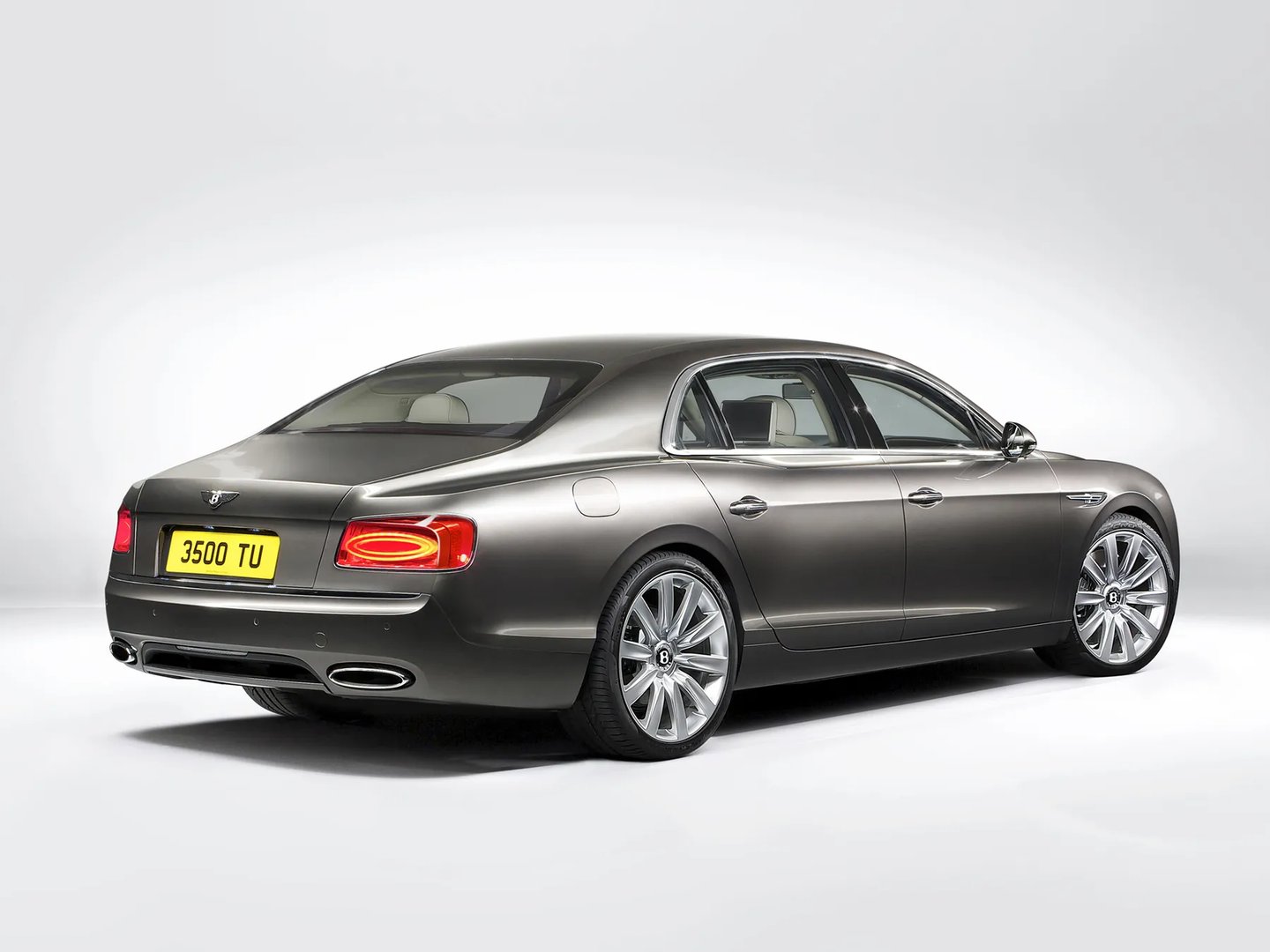 Bentley_Flying_Spur_2_generation__Sedan__1.jpg