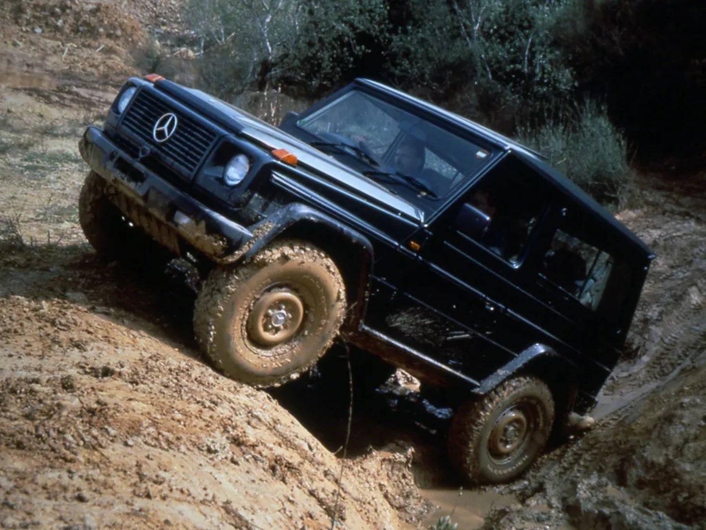 Mercedes_G-Class_2_generation__SUV_3-doors__1.jpg