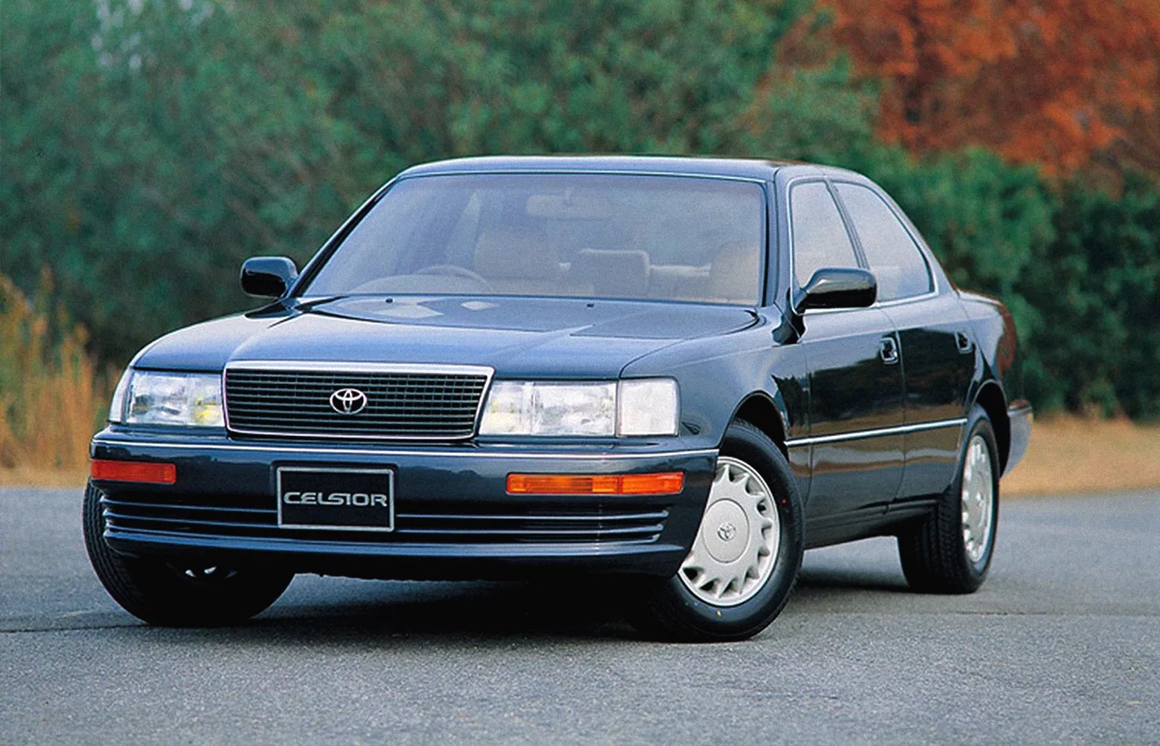 Toyota_Celsior_1_generation__Sedan__4.jpg