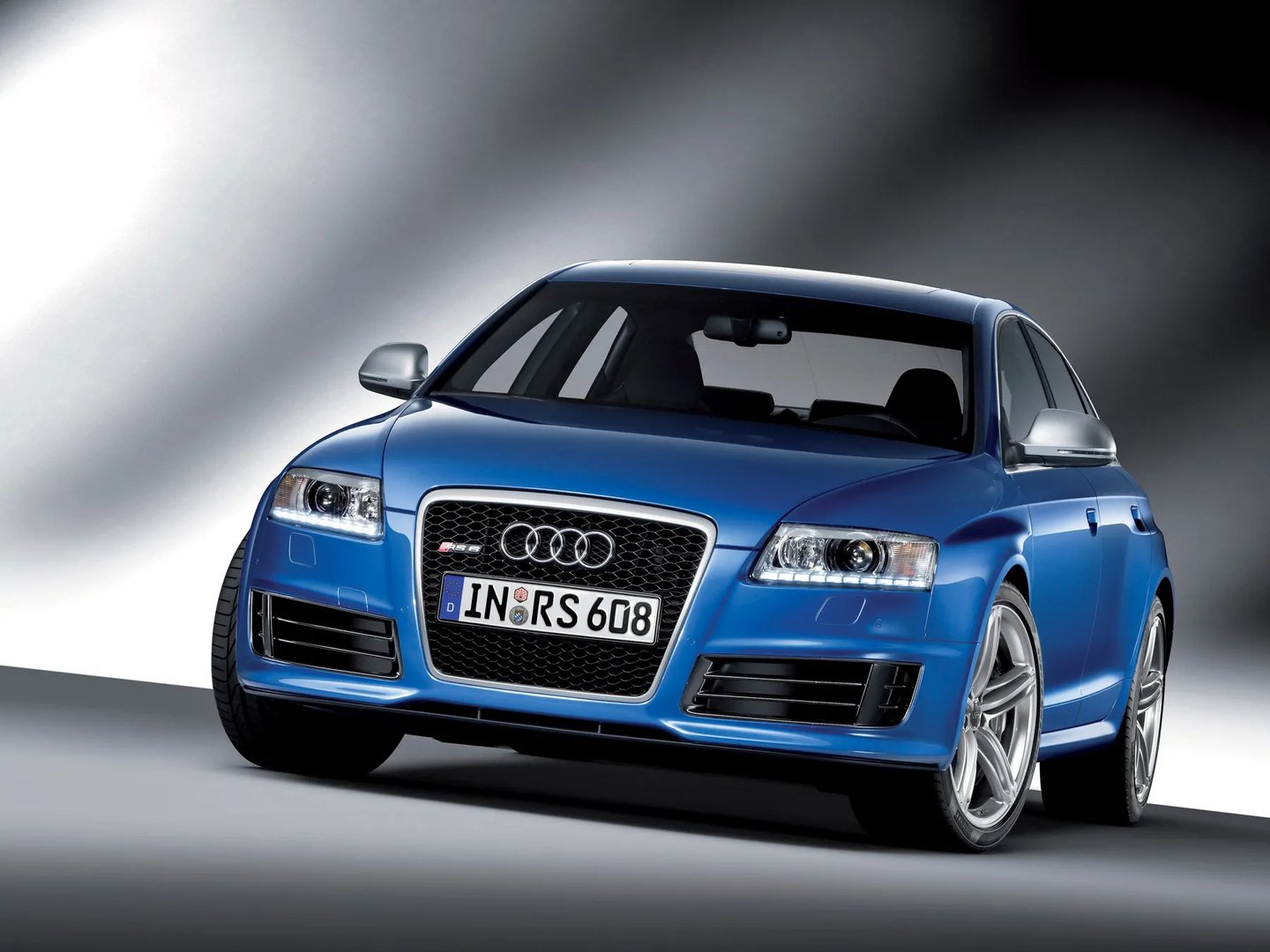 Audi_RS6_2_generation__Sedan__5.jpg