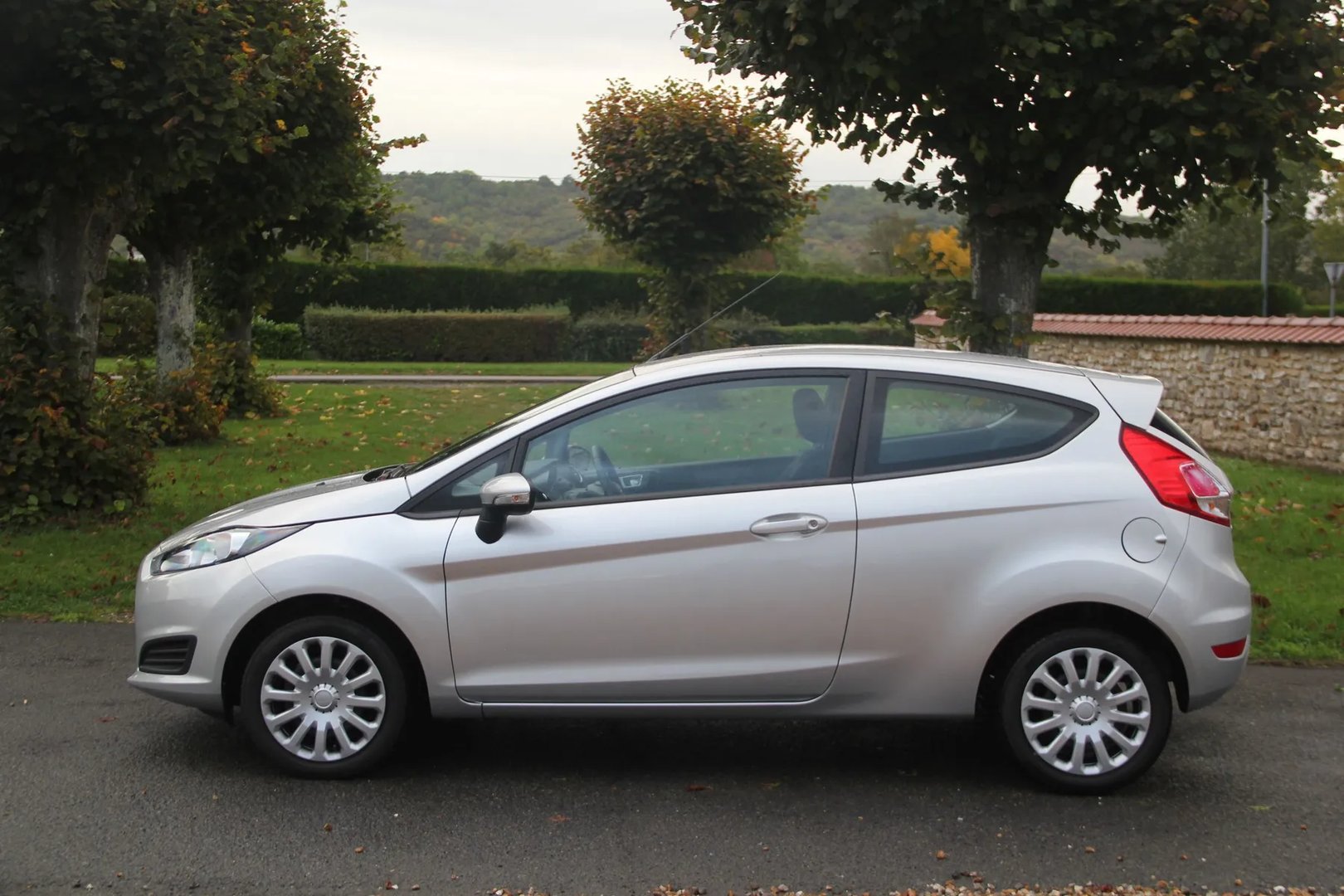 Ford_Fiesta_6_generation_restyling__Mini_3-doors__12.jpg