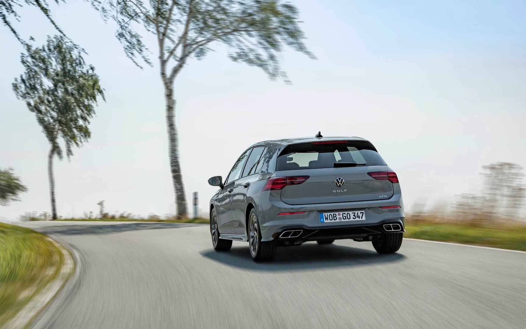 Volkswagen_Golf_8_generation__Hatchback_5-door__11.jpg