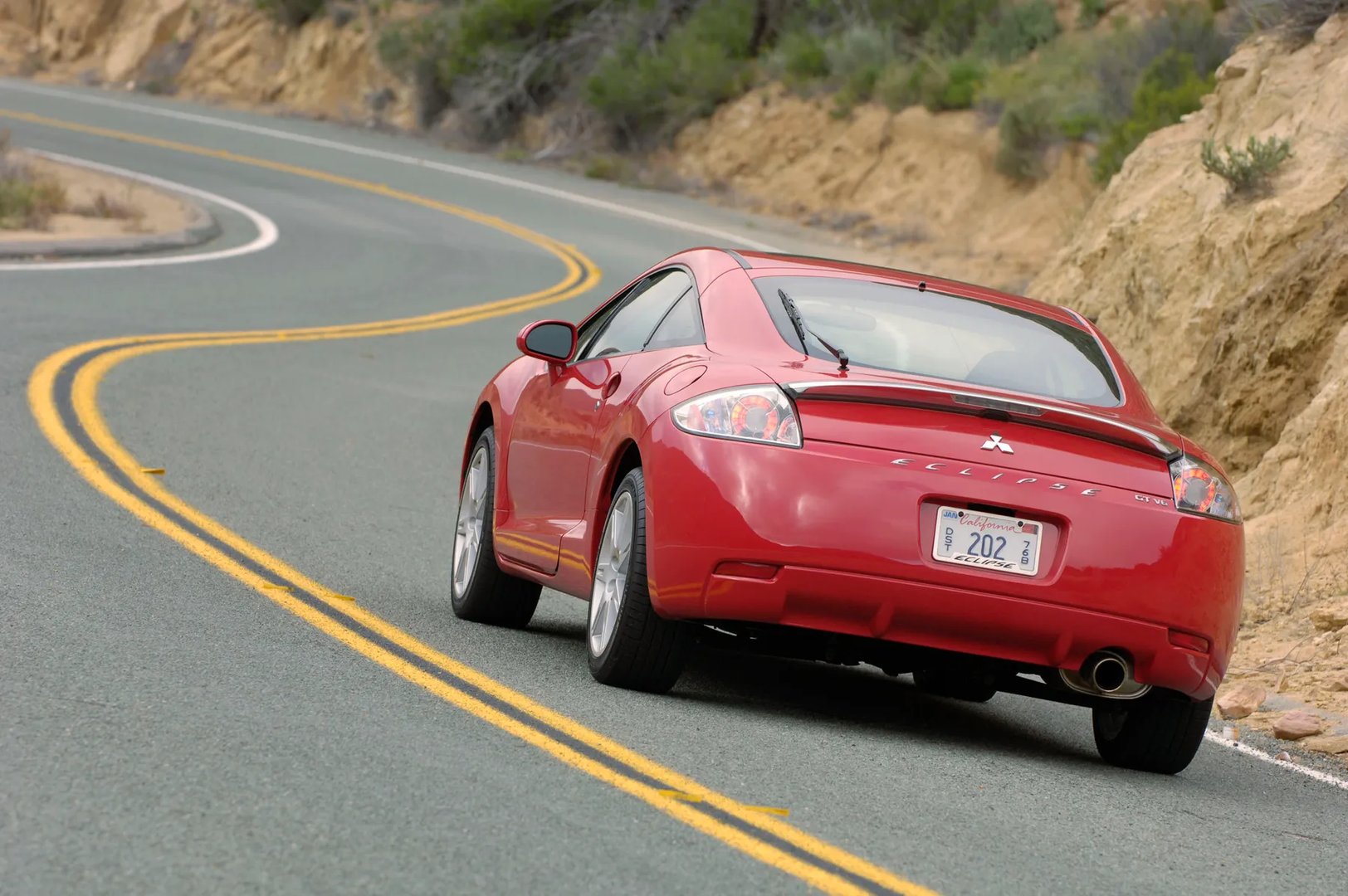 Mitsubishi_Eclipse_4_generation__Coupe__6.jpg