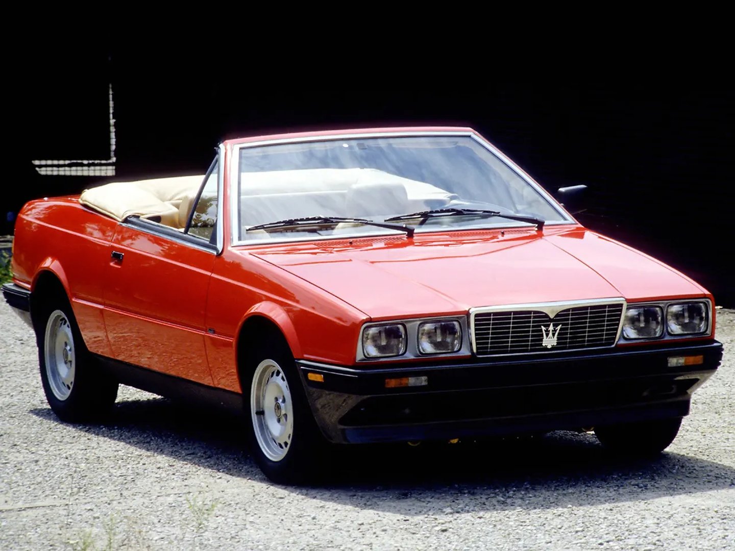 Maserati_Biturbo_1_generation__Cabrio__4.jpg