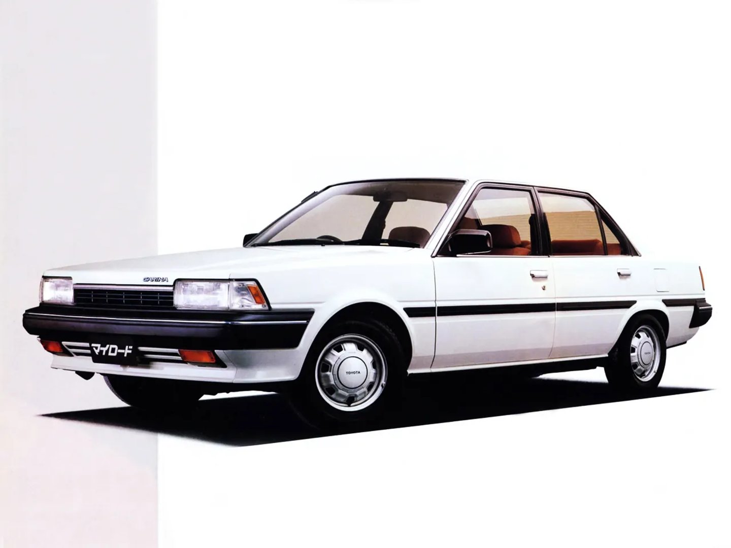Toyota_Carina_4_generation__Sedan__1.jpg