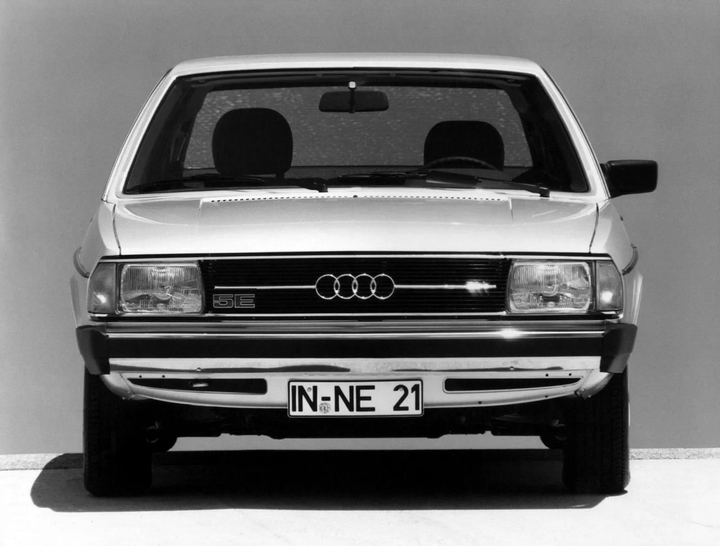 Audi_100_2_generation__Estate_5-door__3.jpg
