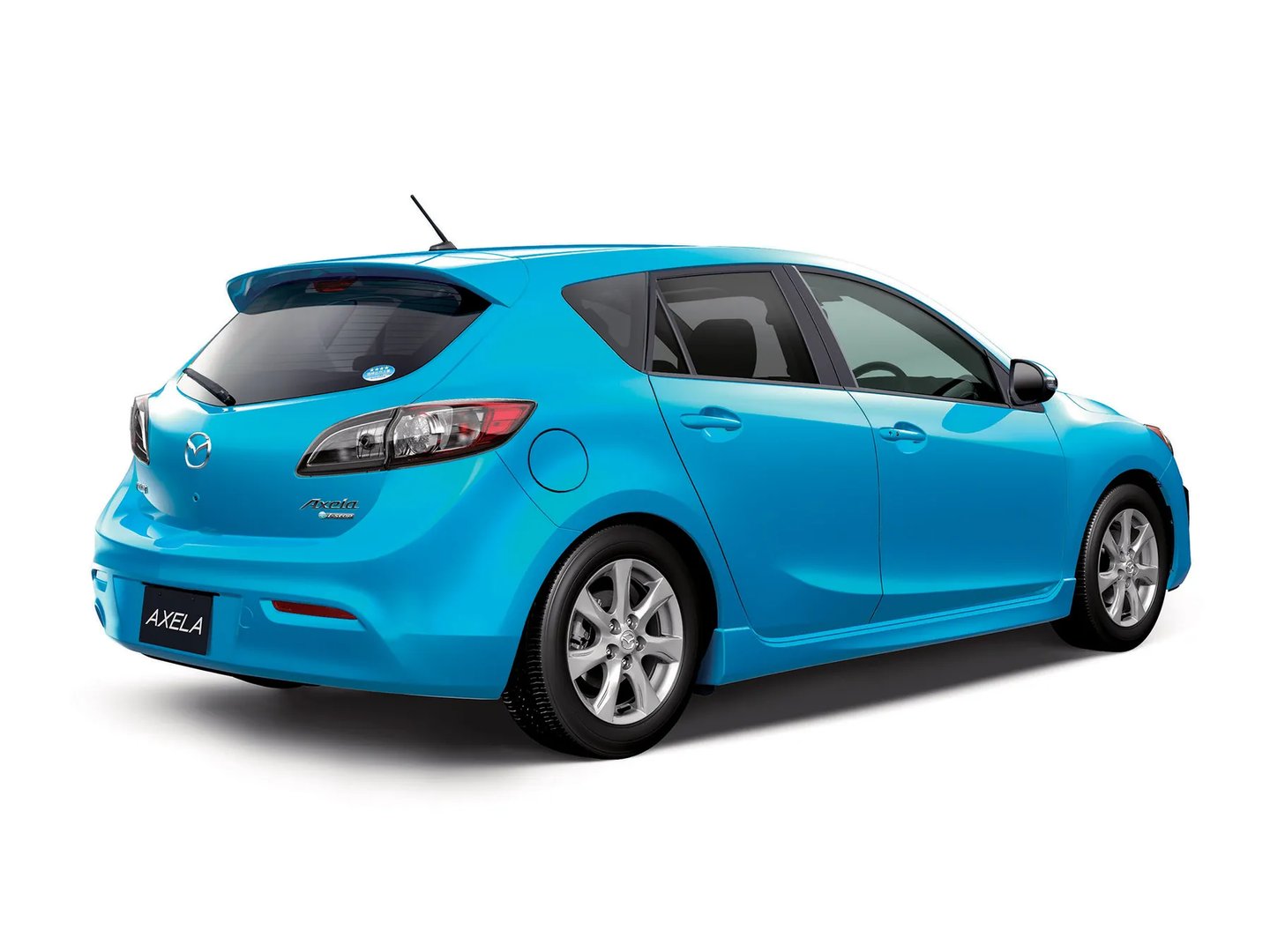 Mazda_Axela_2_generation__Hatchback_5-door__1.jpg