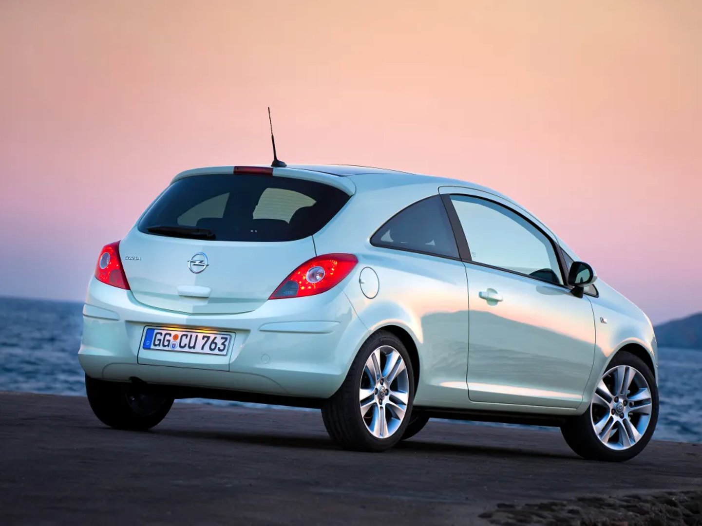 Opel_Corsa_4_generation_restyling_1__Mini_3-doors__1.jpg