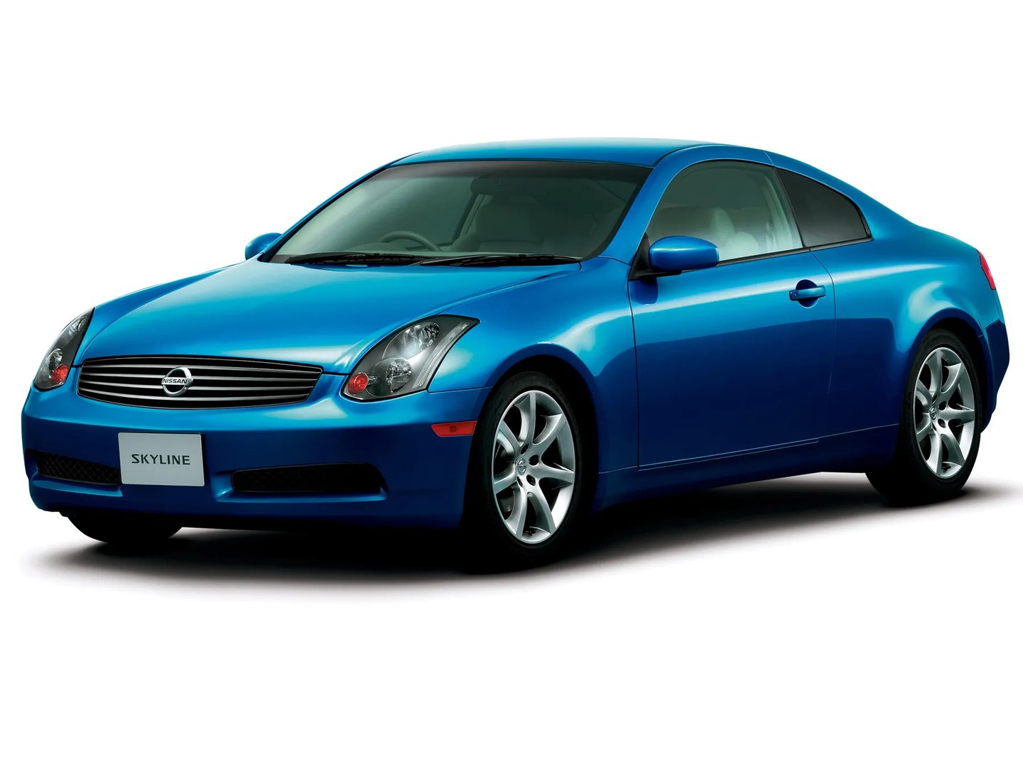 Nissan_Skyline_11_generation__Coupe__2.jpg