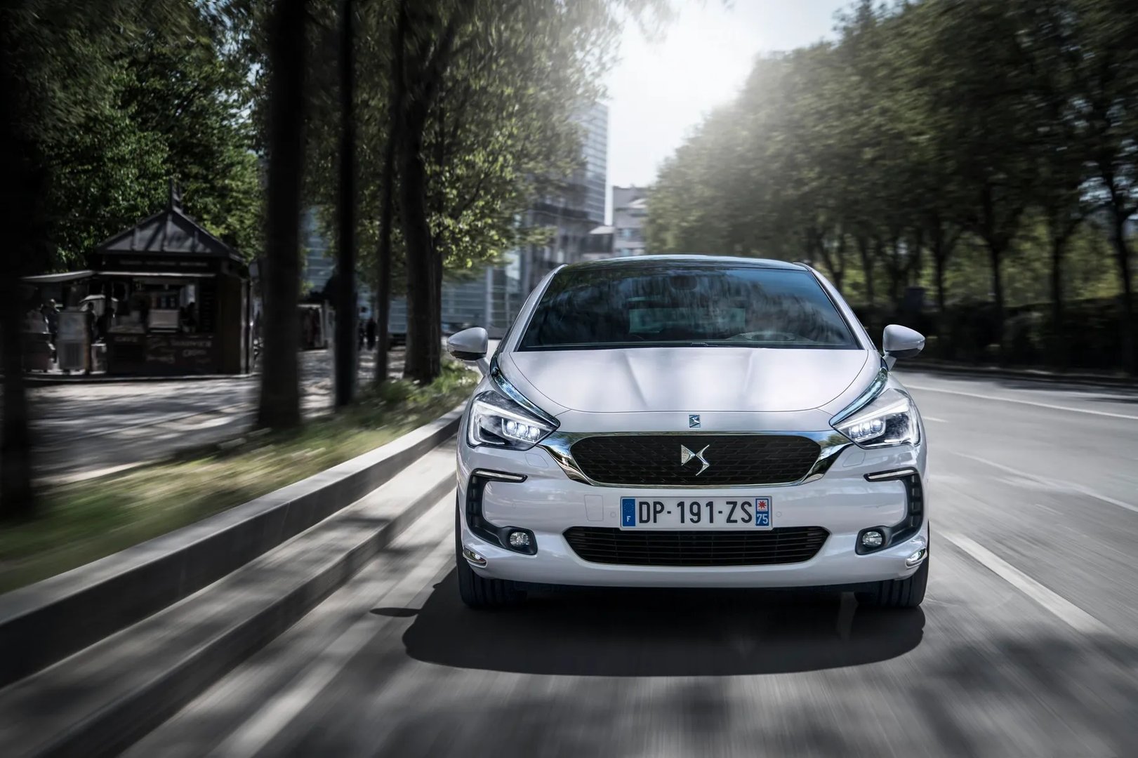 DS_5_1_generation__Hatchback_5-door__1.jpg