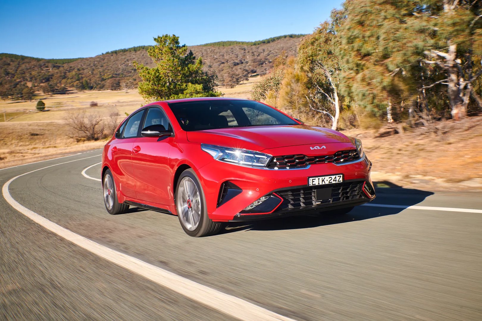 Kia_K3_2_generation_restyling_1__Hatchback_5-door__8.jpg