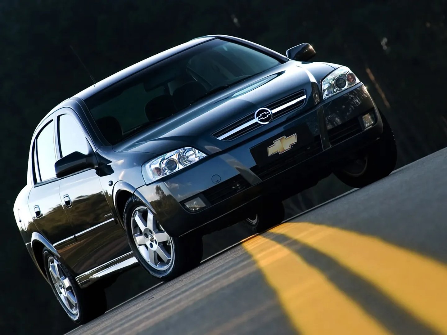 Chevrolet_Astra_1_generation__Hatchback_5-door__2.jpg
