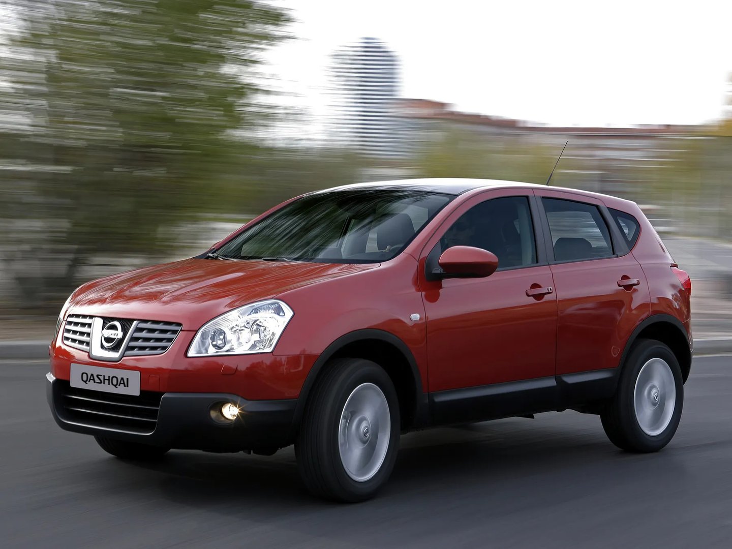 Nissan_Qashqai_1_generation__SUV_5-doors__1.jpg