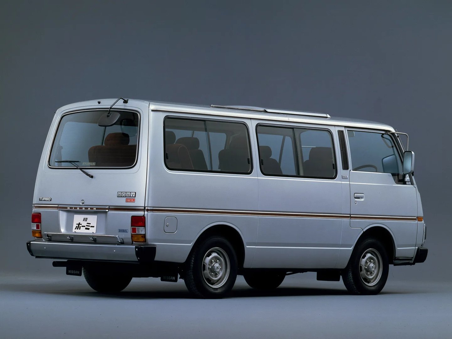 Nissan_Homy_4_generation__Minivan__1.jpg