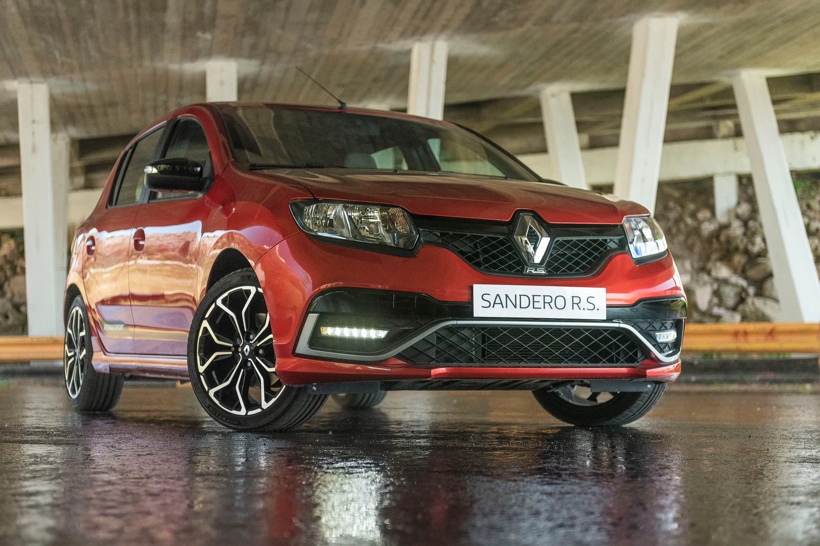 1 generation, restyling 1 