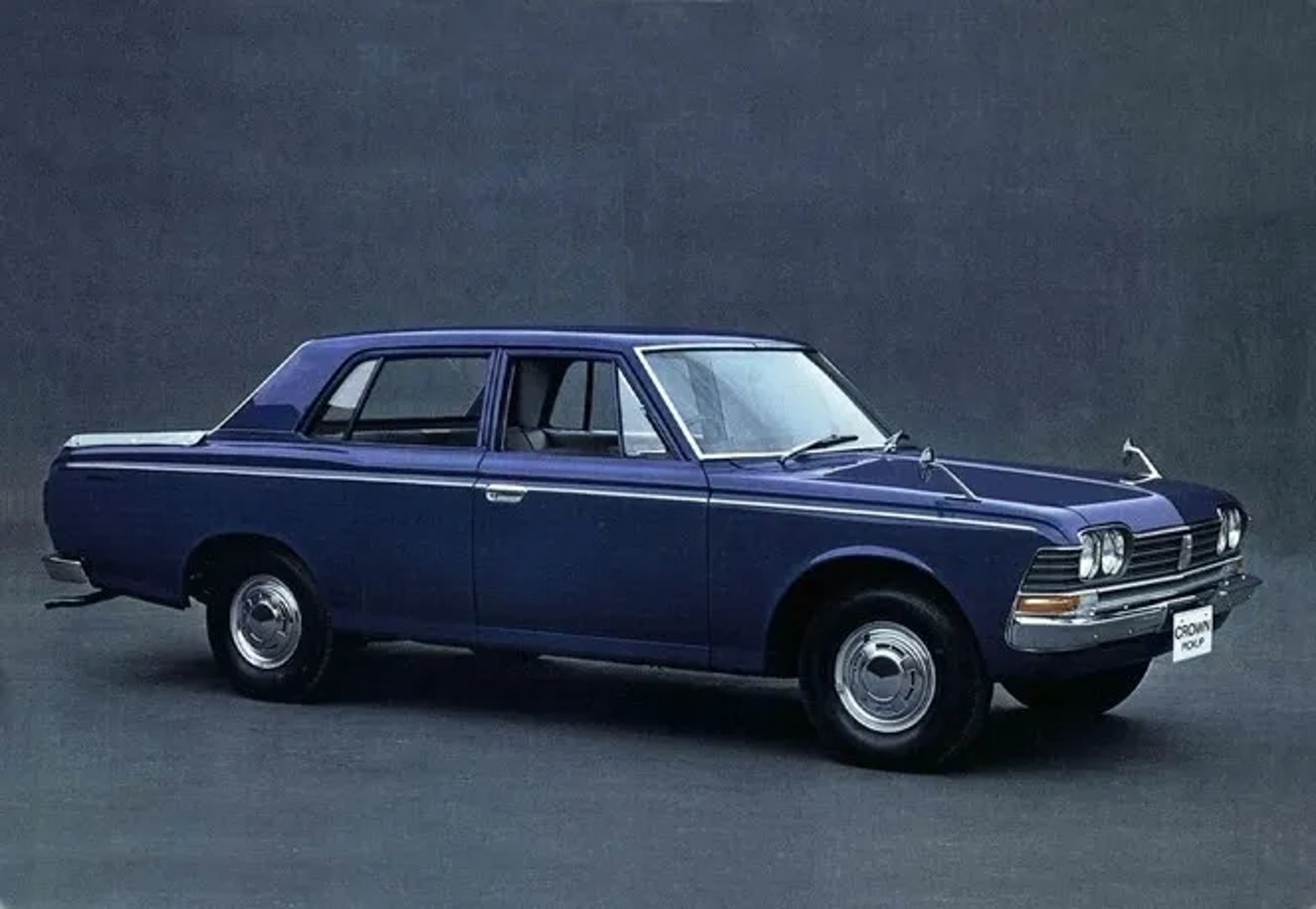Toyota Crown 3 generation  Pickup double-cab