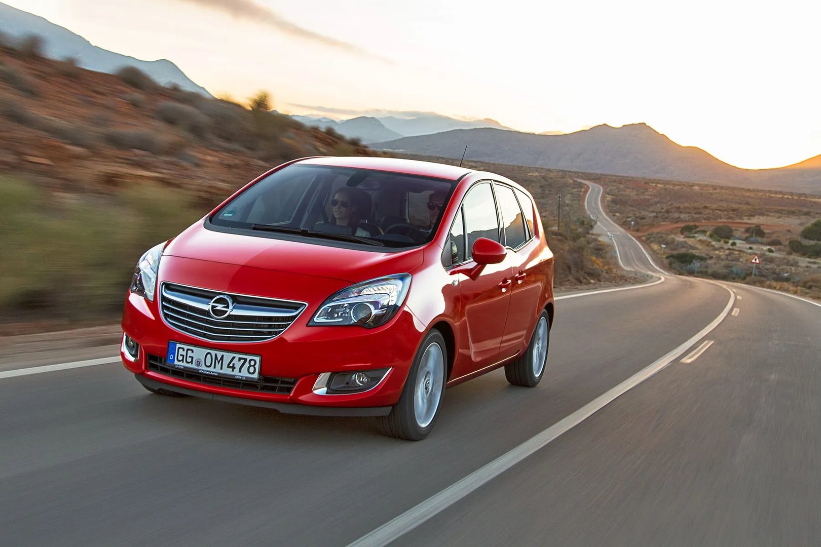 Opel_Meriva_2_generation_restyling__Compact_Van__2.jpg