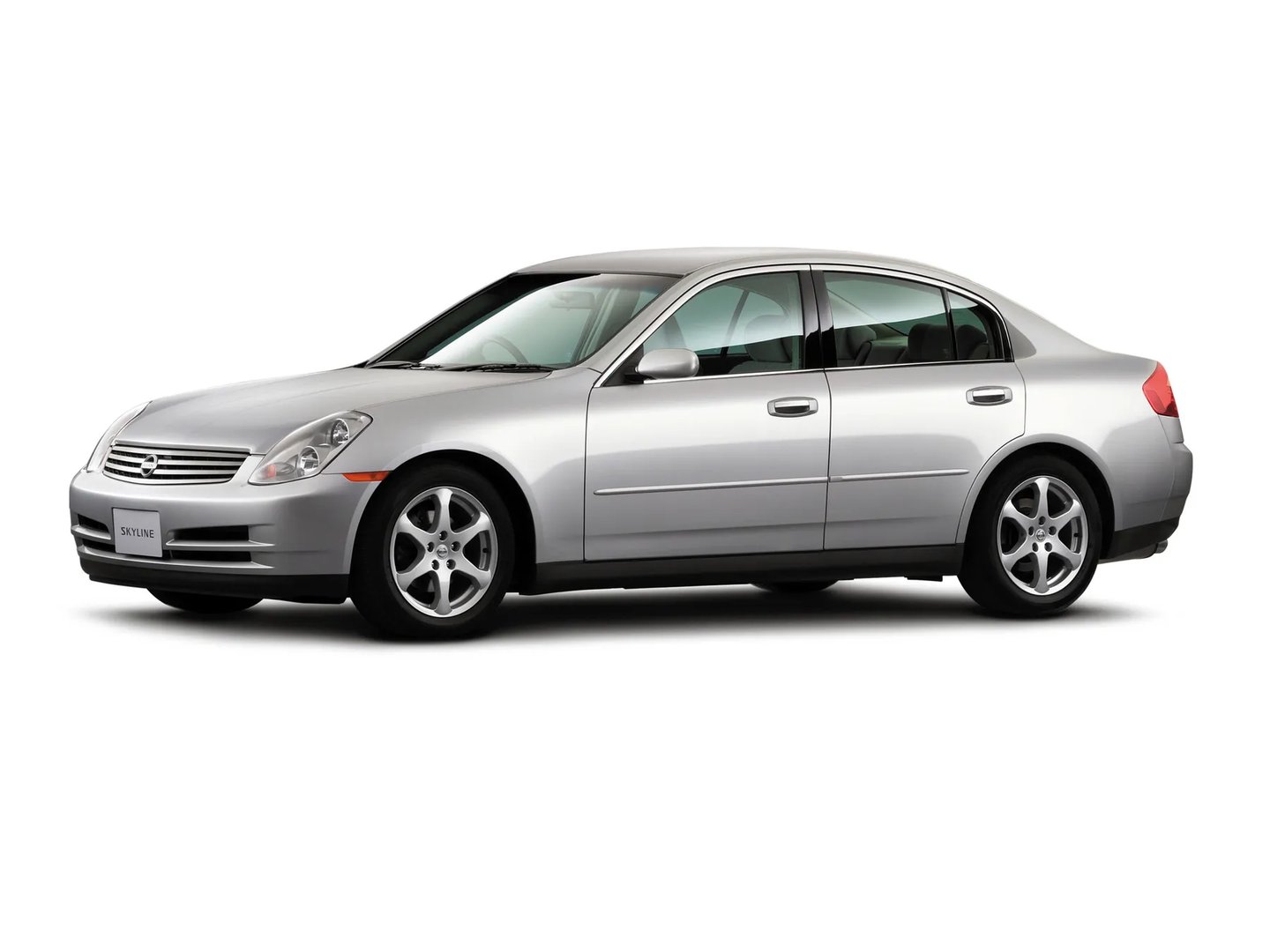 Nissan_Skyline_11_generation__Sedan__1.jpg